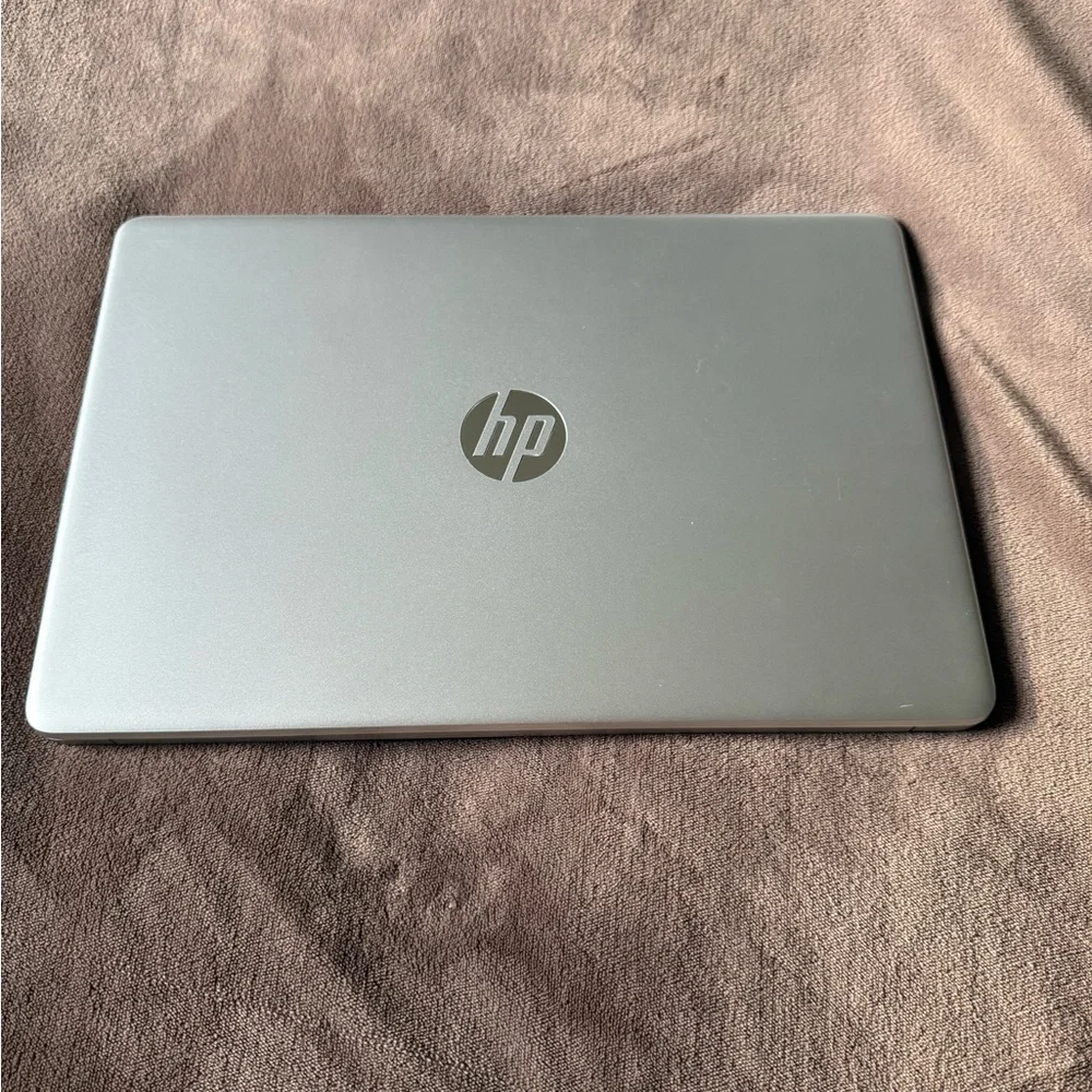 HP Silver Laptop with Sleek Design